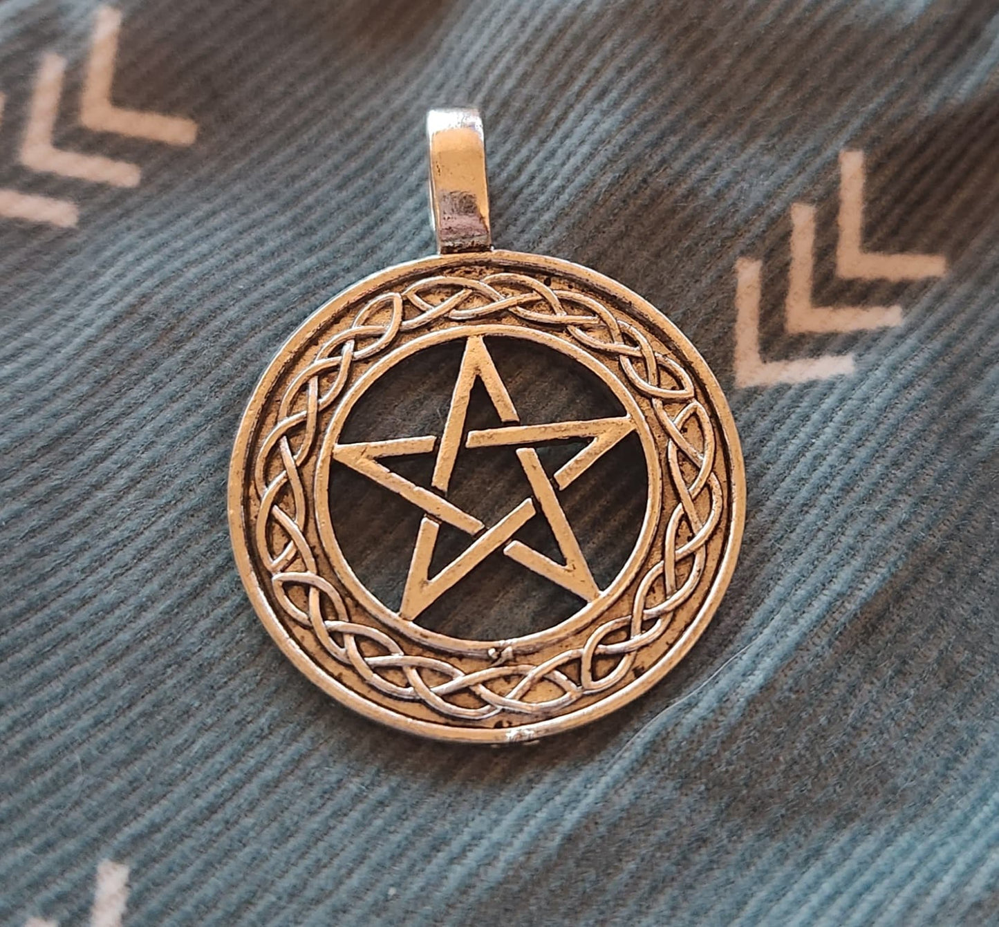 Silver Tone Celtic Knot Pentagram Charm - Arcana